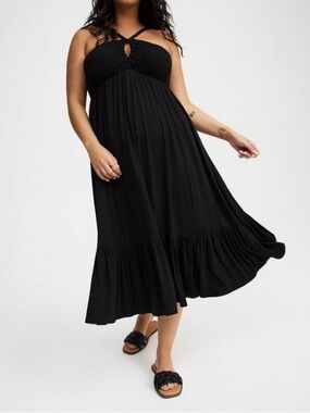 NEW! 🖤 Torrid Super Soft Halter Dress